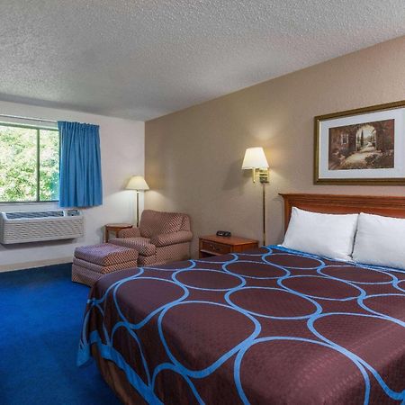 מלון Super 8 By Wyndham Delmont מראה חיצוני תמונה
