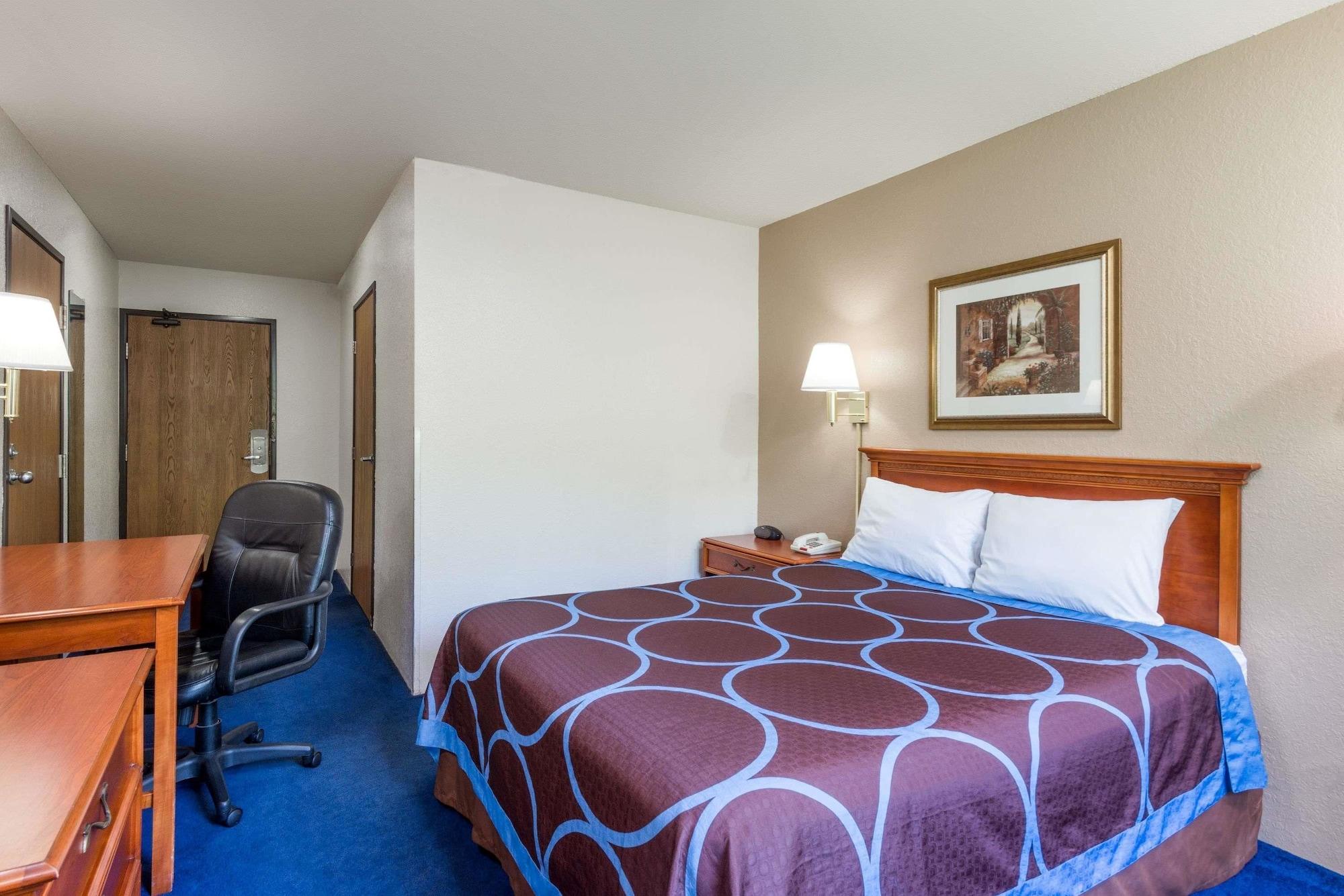 מלון Super 8 By Wyndham Delmont מראה חיצוני תמונה